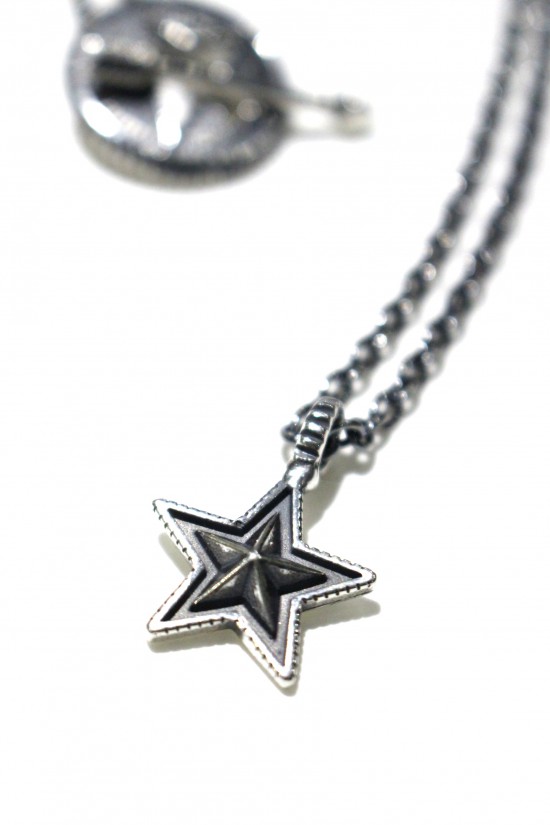 1PIU1UGUALE3 × CODY SANDERSON silver necklace(small star)