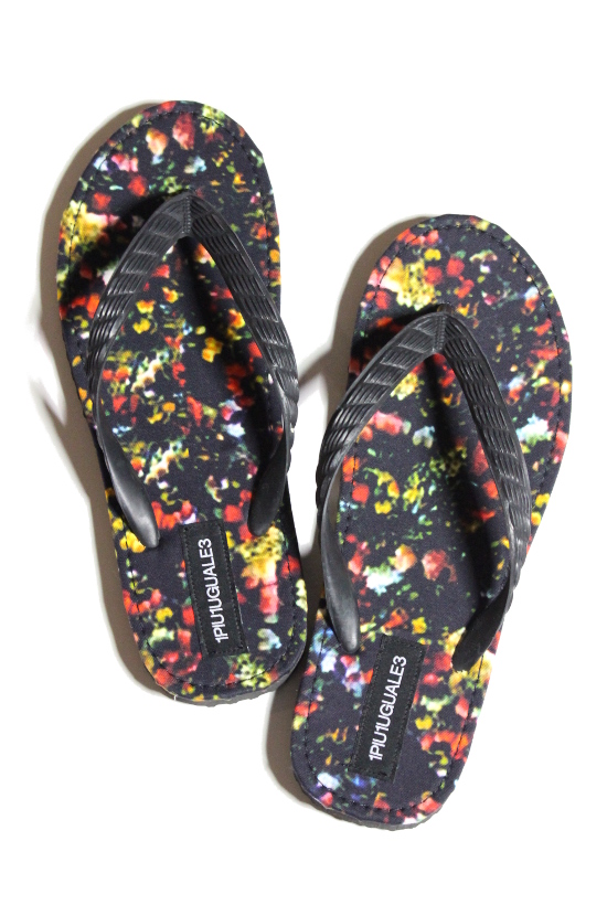 1piu1uguale3 genbei “fabric beach sandal” – flower heavy