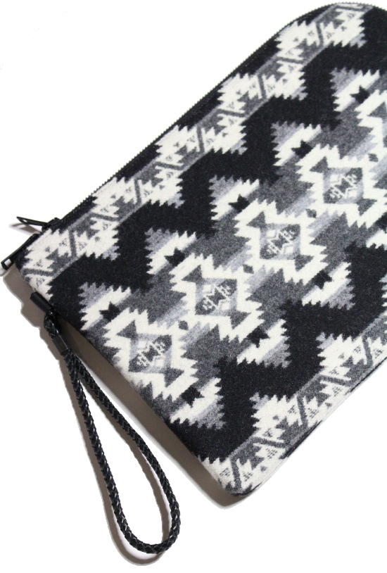 1PIU1UGUALE3xPENDLETON clutch bag