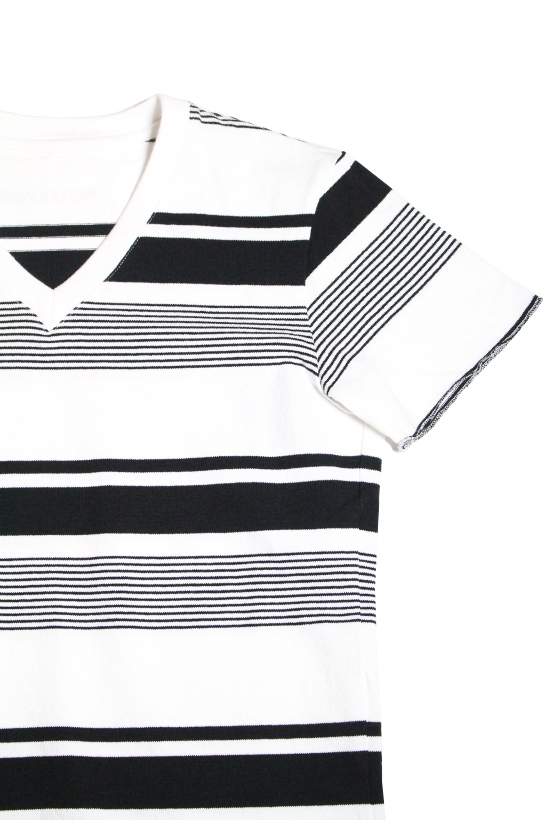 Original multi border S/S V-neck