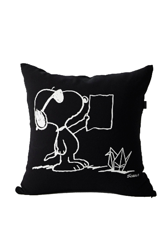 1PIU1UGUALE3 × PEANUTS : SNOOPY CUSHION BIG