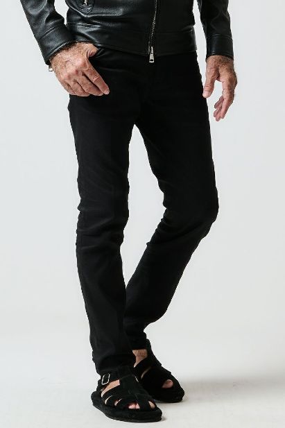 9 TAPERED CHINO