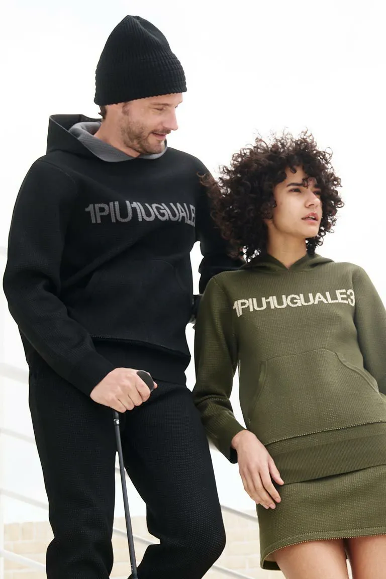 【新品】1piu1uguale3GOLFランダムロゴワンピース/ブラック1 秋の気配と共に登場する、 1PIU1UGUALE3 GOLFの最新作 - 【公式