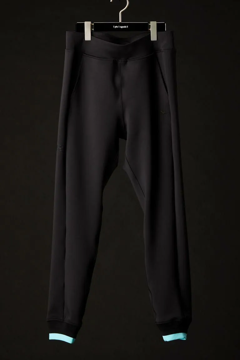 最終値下！超人気品！1PIU1UGUALE3 ブラックセットアップ ウノピゥウノウグァーレトレ 上下セット セットアップ メンズ